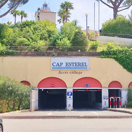 Grand Studiot2 A Pierre Et Vacances Cap Esterel Апартаменти Сен-Рафаель