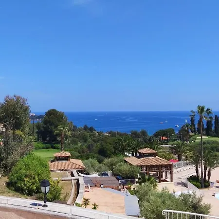 Апартаменти Grand Studiot2 A Pierre Et Vacances Cap Esterel