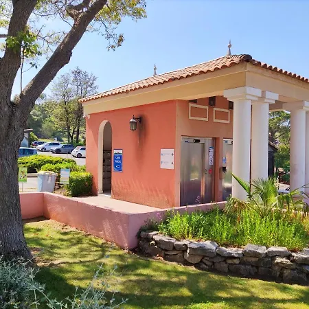 Apartment Grand Studiot2 A Pierre Et Vacances Cap Esterel