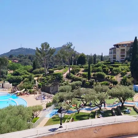 Appartement Grand Studiot2 à Pierre Et Vacances Cap Estérel *