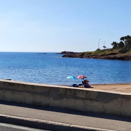 Grand Studiot2 A Pierre Et Vacances Cap Esterel Apartment *
