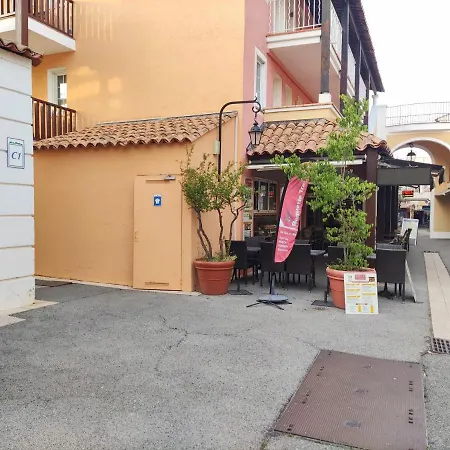 Апартаменти Grand Studiot2 A Pierre Et Vacances Cap Esterel *